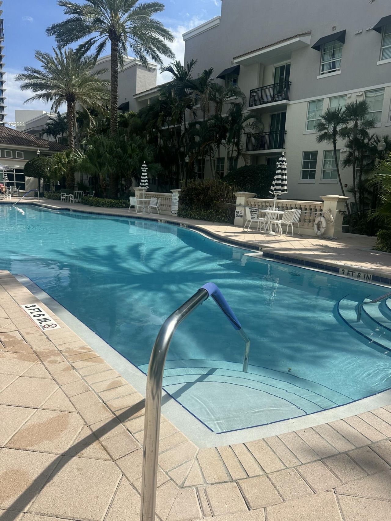 600 S Dixie Highway, Unit 407, West Palm Beach, FL 33401 Photo