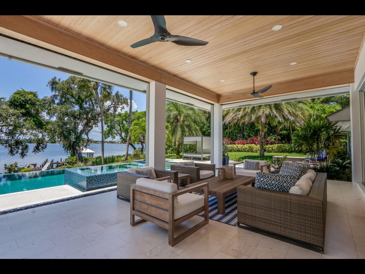 11 N River Road, Sewalls Point, FL 34996 Photo