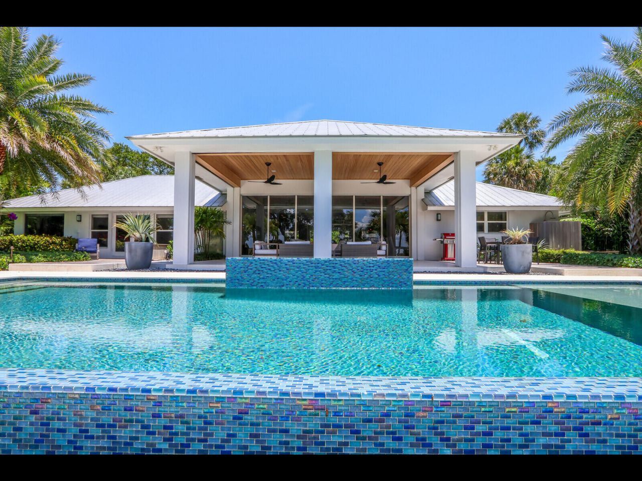 11 N River Road, Sewalls Point, FL 34996 Photo