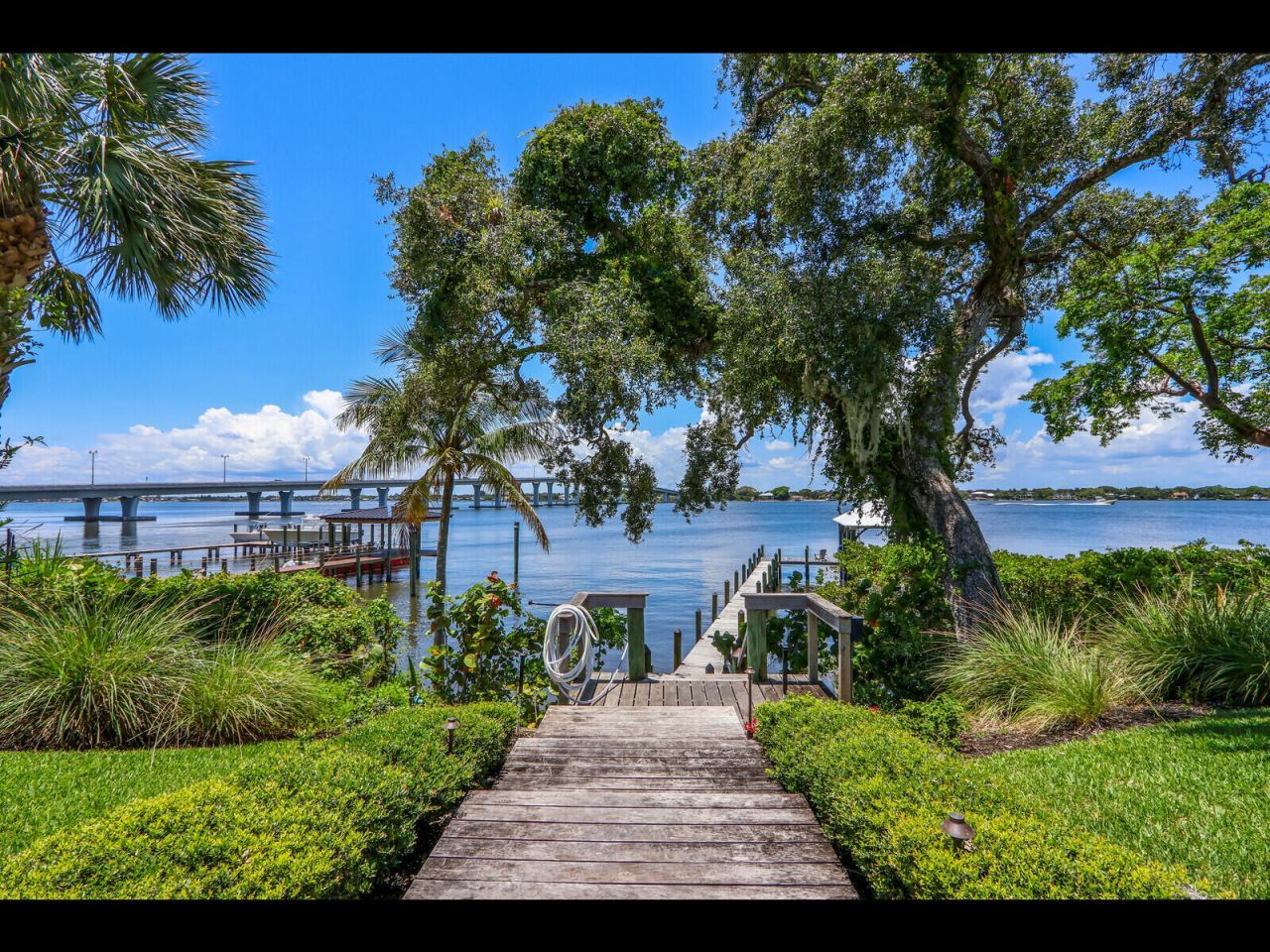 11 N River Road, Sewalls Point, FL 34996 Photo