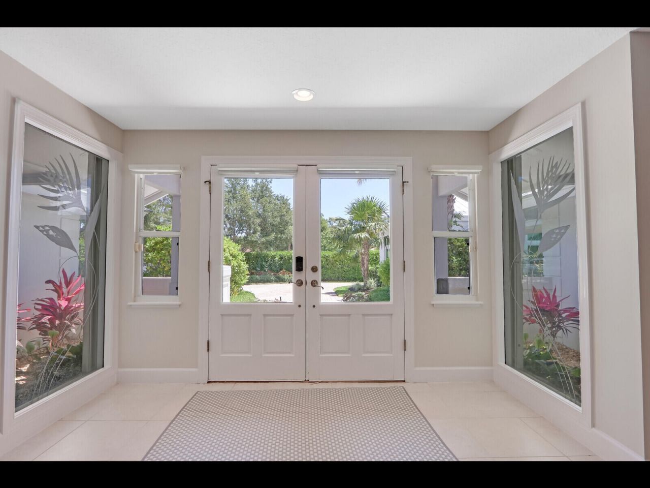 11 N River Road, Sewalls Point, FL 34996 Photo