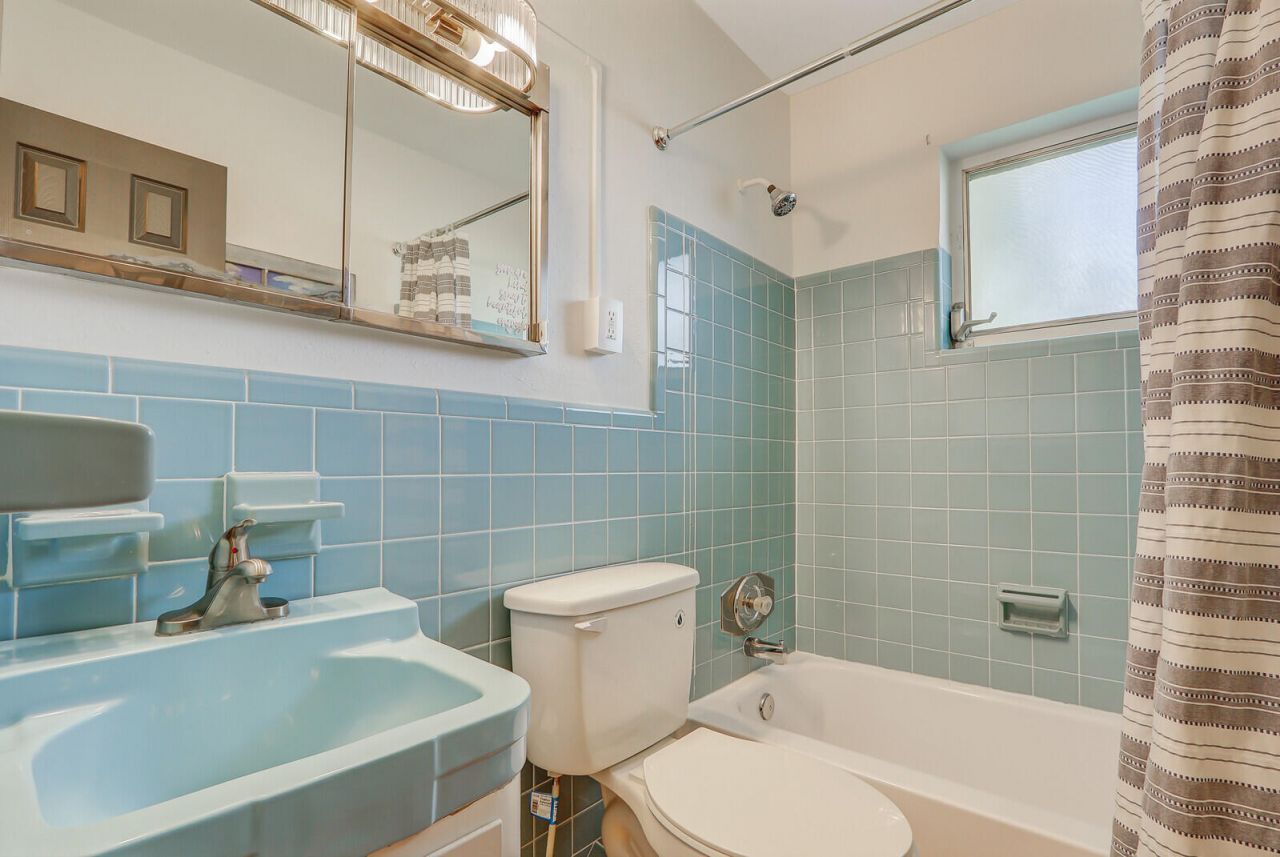 8336 SE Palm Street, Hobe Sound, FL 33455 Photo