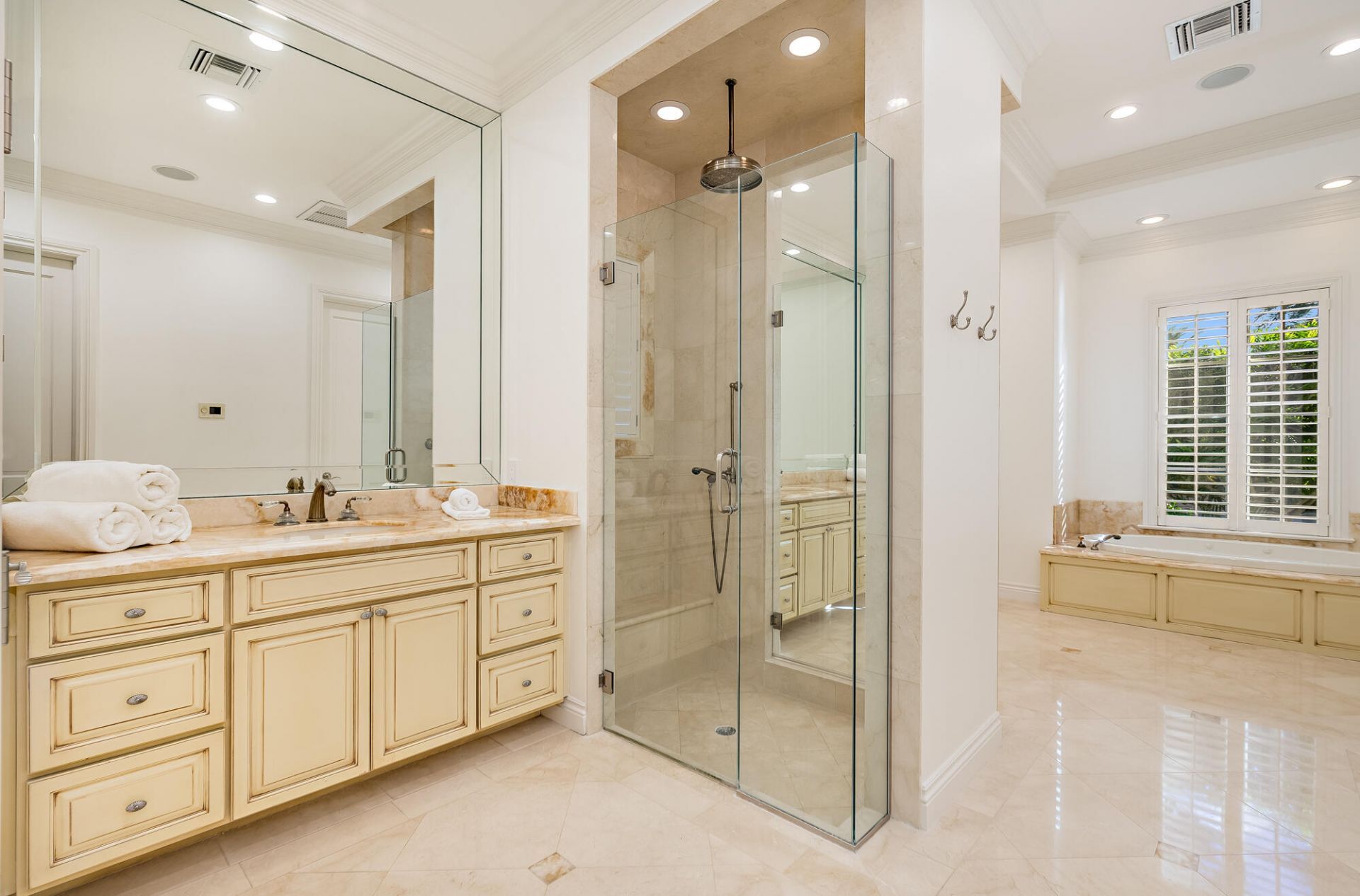 233 El Pueblo Way, Palm Beach, FL 33480 Photo