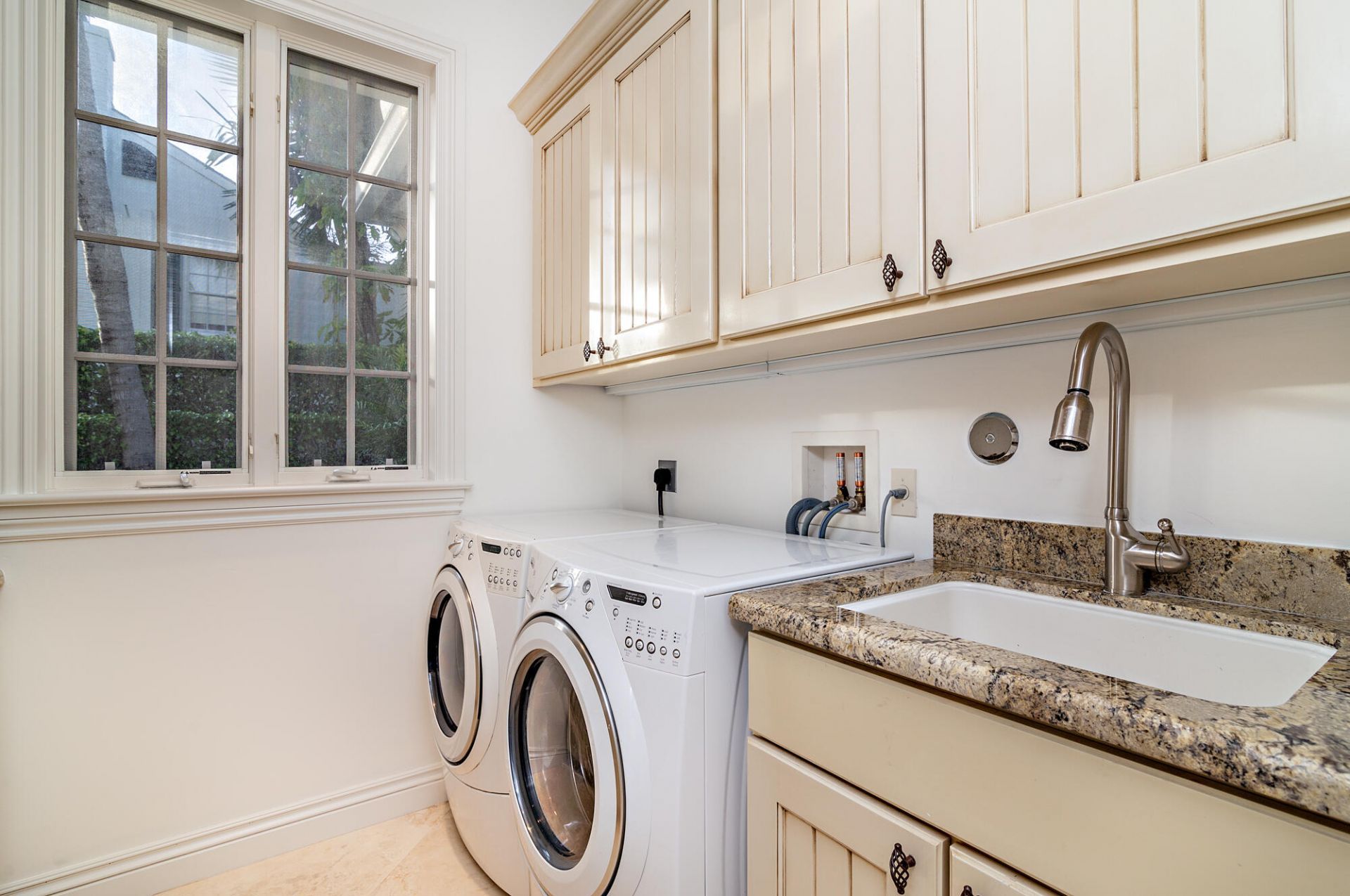 233 El Pueblo Way, Palm Beach, FL 33480 Photo