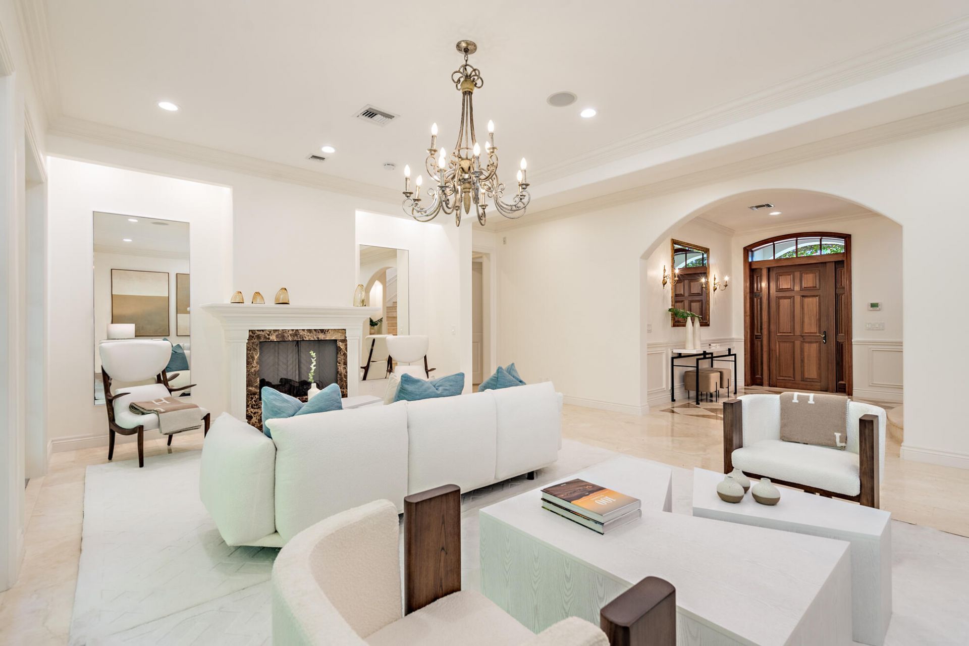 233 El Pueblo Way, Palm Beach, FL 33480 Photo