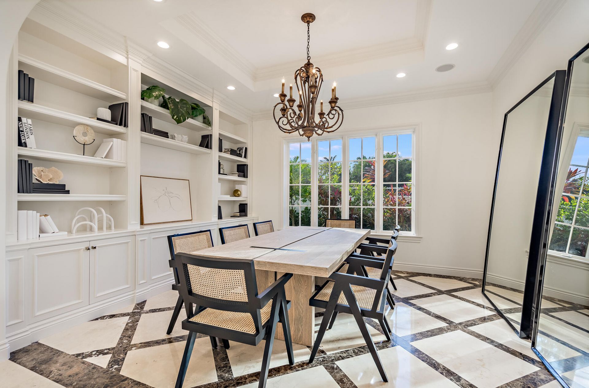 233 El Pueblo Way, Palm Beach, FL 33480 Photo