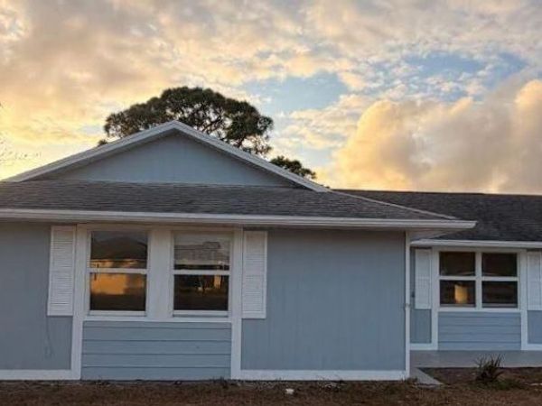 1734 SW Carolina Street, Port Saint Lucie, FL 34953