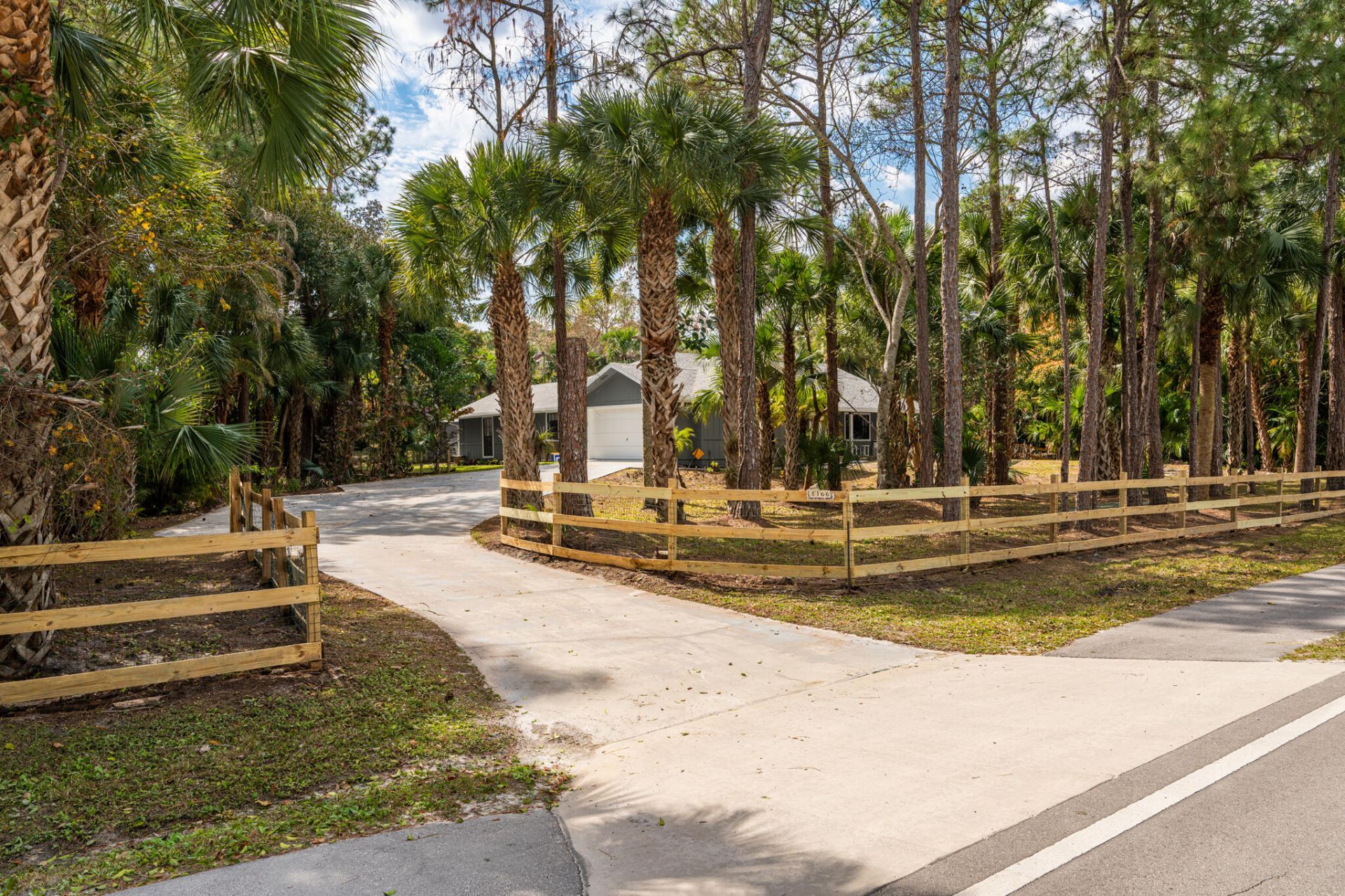 8166 N 155th Place, Palm Beach Gardens, FL 33418 Photo
