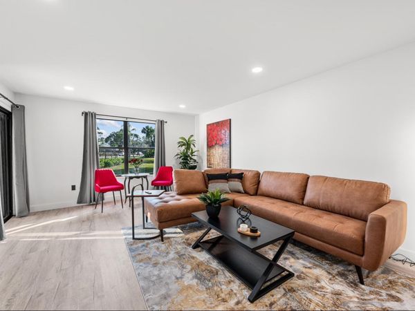 12950 Dartford Trail, Unit 14, Wellington, FL 33414