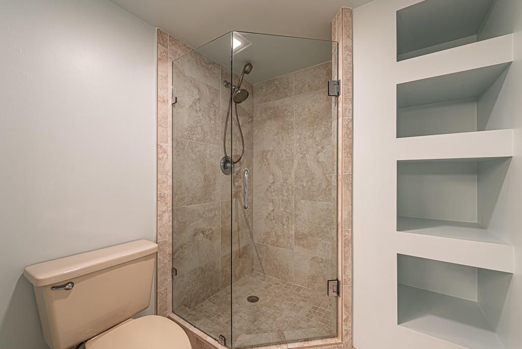 1055 Ocean Drive, Unit 202, Juno Beach, FL 33408 Photo