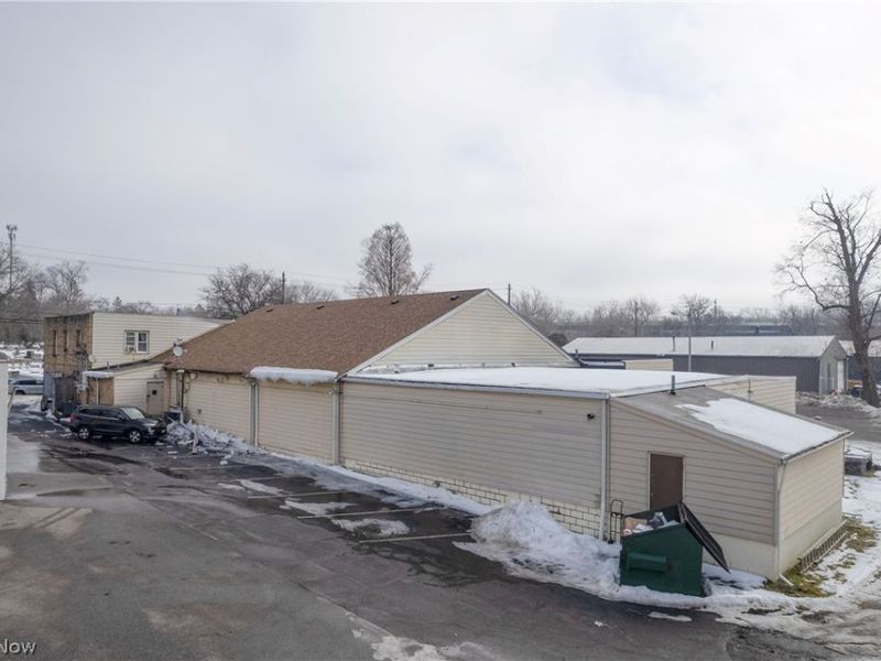 954 Broadway Avenue, Bedford, OH 44146 Photo 7