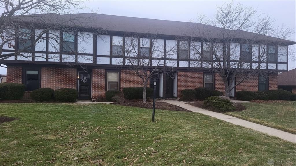 5585 Cobblegate Drive, Dayton, OH 45449 Main Photo