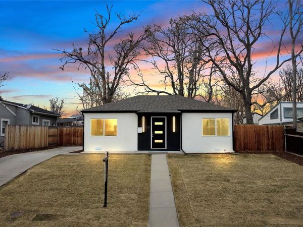 1551 W Hoye Place , Denver, CO 80223
