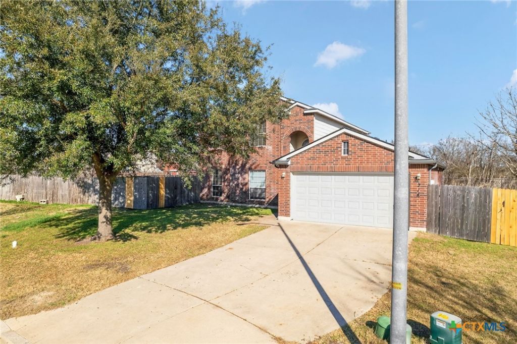 218 Dalgoner Lane, Temple, TX 76502 Main Photo