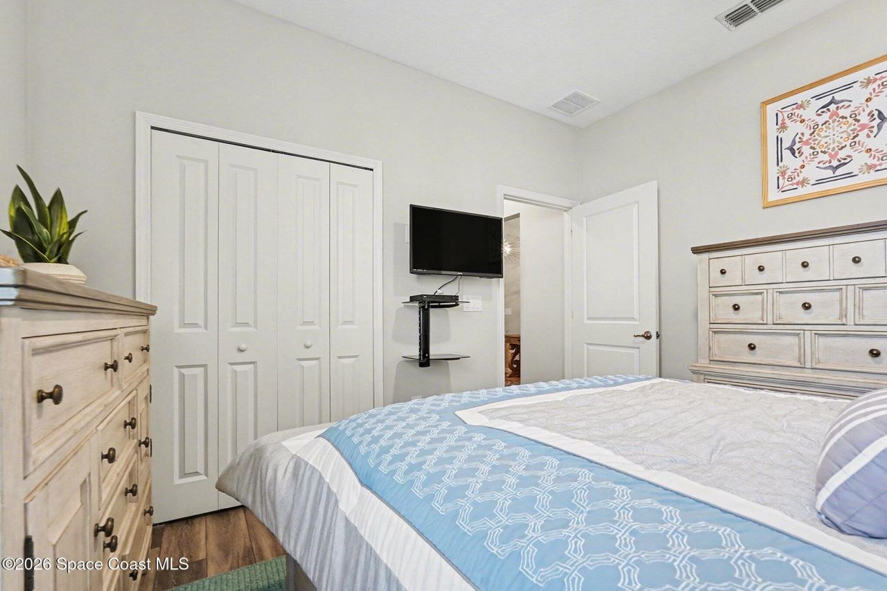 8481 Laguna Circle, Micco, FL 32976 Photo