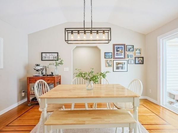 58 Douglas Dr, Bellingham, MA 02019