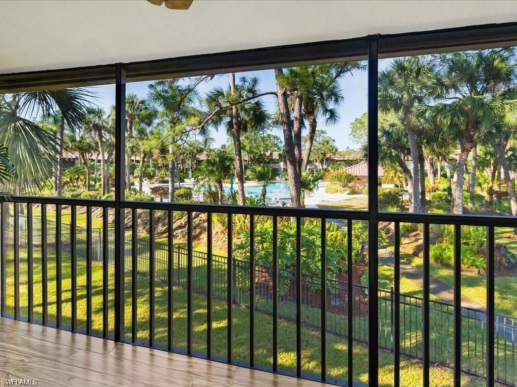 3231 Horse Carriage Way, Unit 10, Naples, FL 34105 Photo