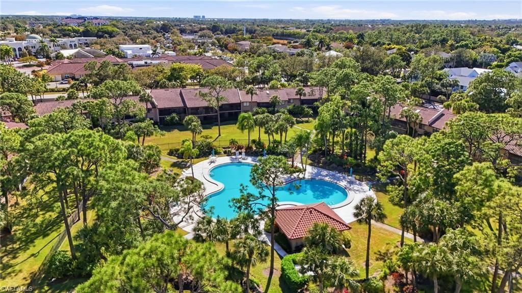 3231 Horse Carriage Way, Unit 10, Naples, FL 34105 Photo