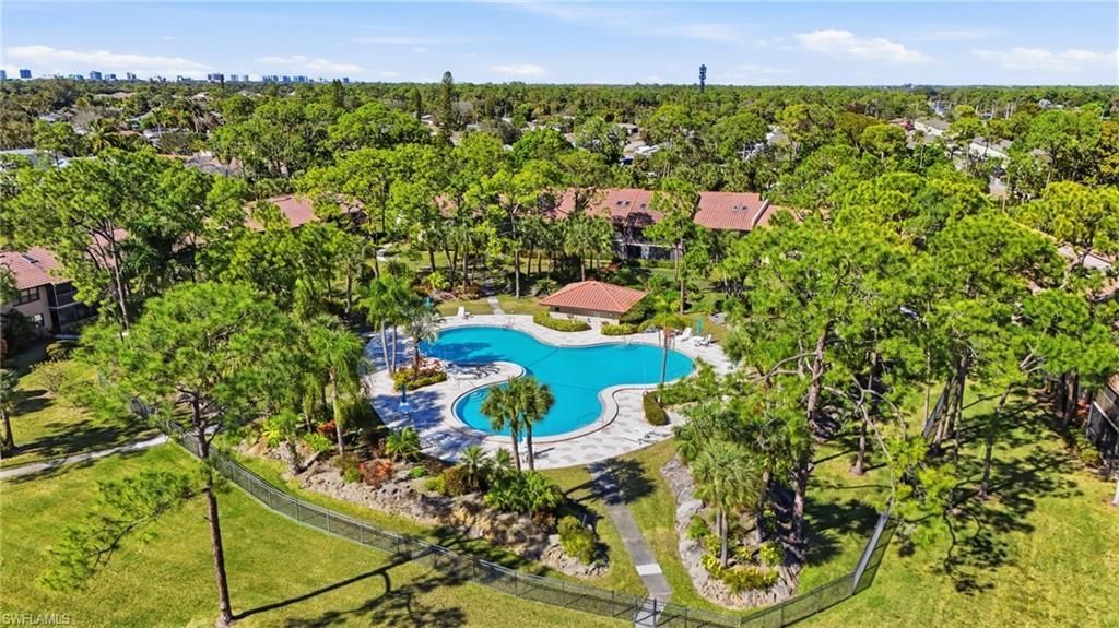 3231 Horse Carriage Way, Unit 10, Naples, FL 34105 Photo