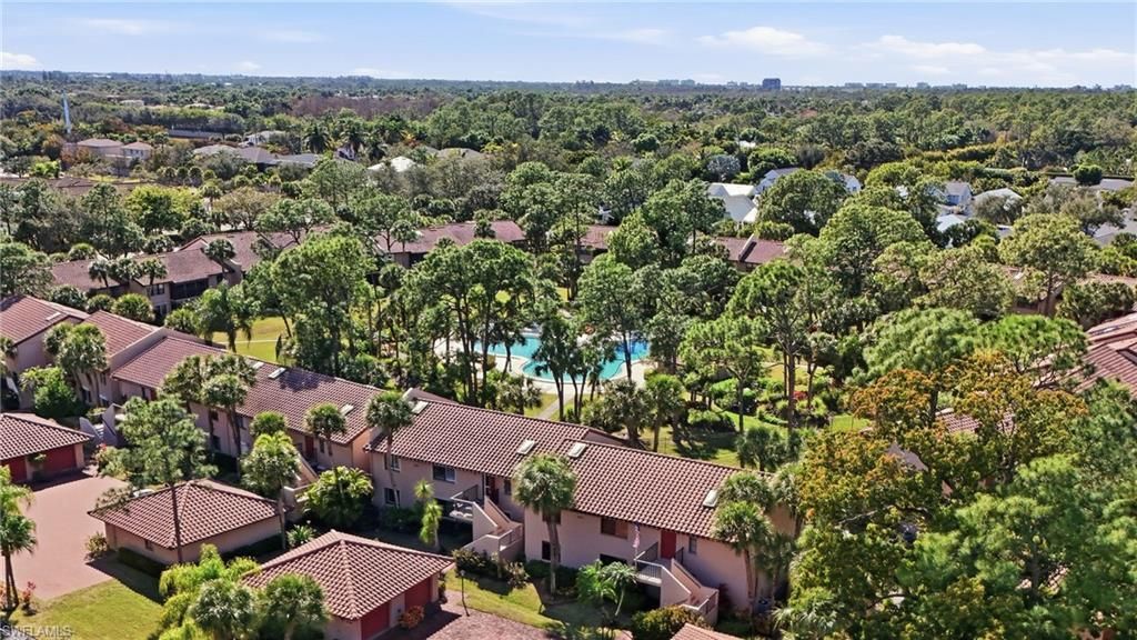 3231 Horse Carriage Way, Unit 10, Naples, FL 34105 Photo