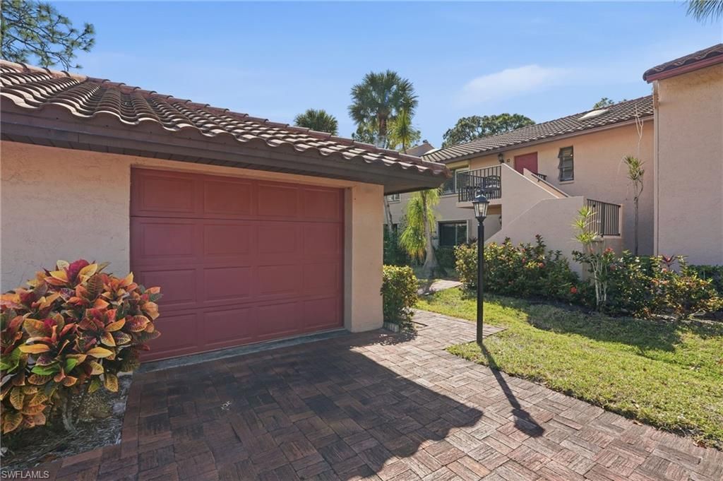 3231 Horse Carriage Way, Unit 10, Naples, FL 34105 Photo