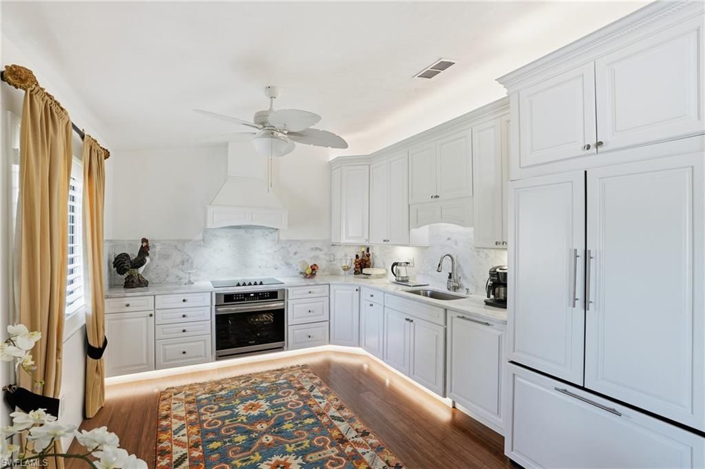 3231 Horse Carriage Way, Unit 10, Naples, FL 34105 Photo