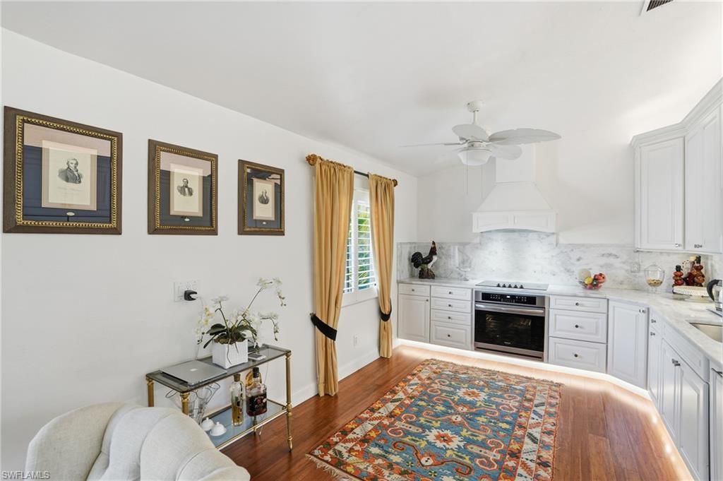 3231 Horse Carriage Way, Unit 10, Naples, FL 34105 Photo