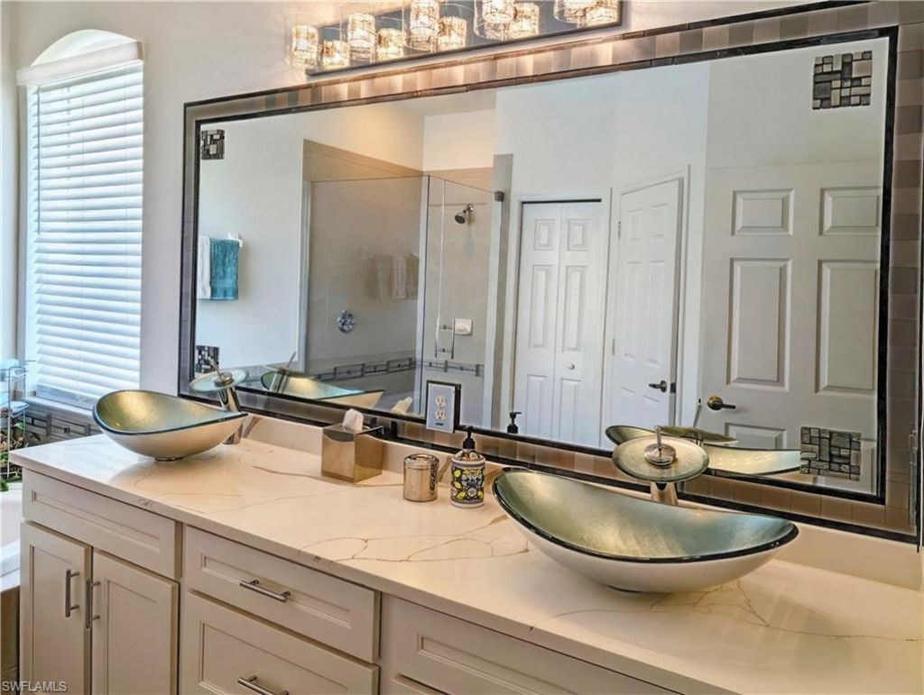 5758 Lago Villaggio Way, Naples, FL 34104 Photo