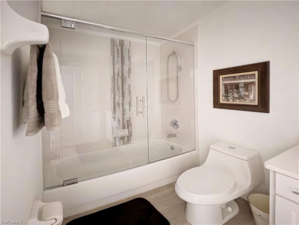 5758 Lago Villaggio Way, Naples, FL 34104 Photo