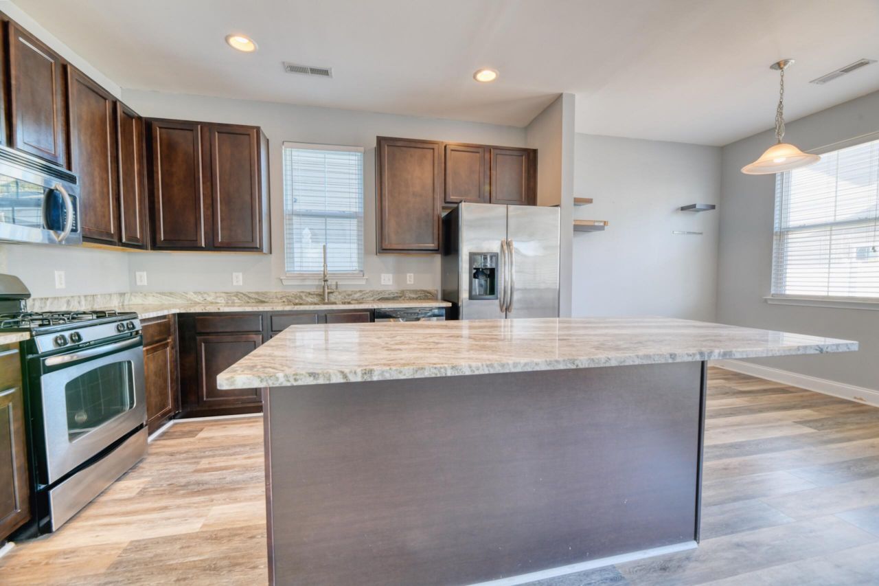 236 Larissa Drive Photo 10