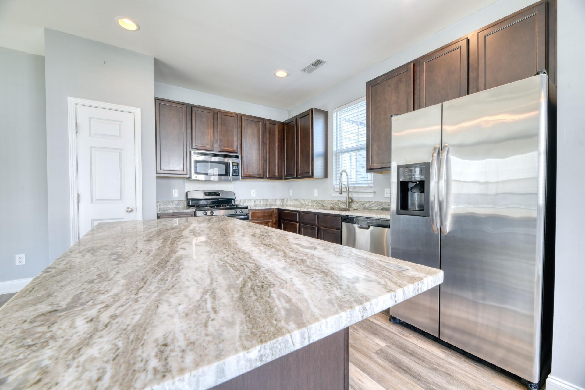 236 Larissa Drive Photo 14