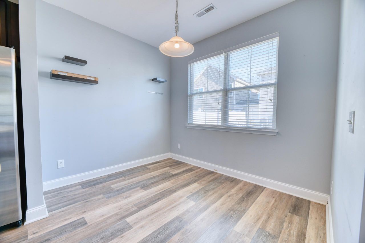 236 Larissa Drive Photo 15