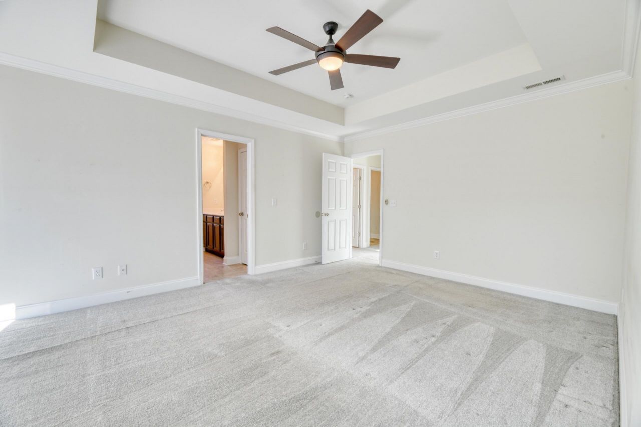 236 Larissa Drive Photo 18