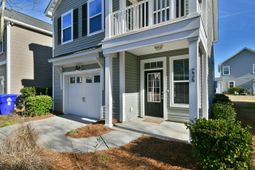 236 Larissa Drive photo 4