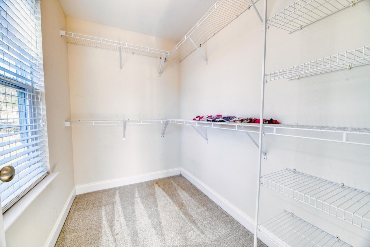 236 Larissa Drive Photo 24