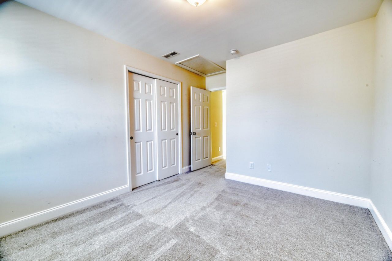 236 Larissa Drive Photo 30