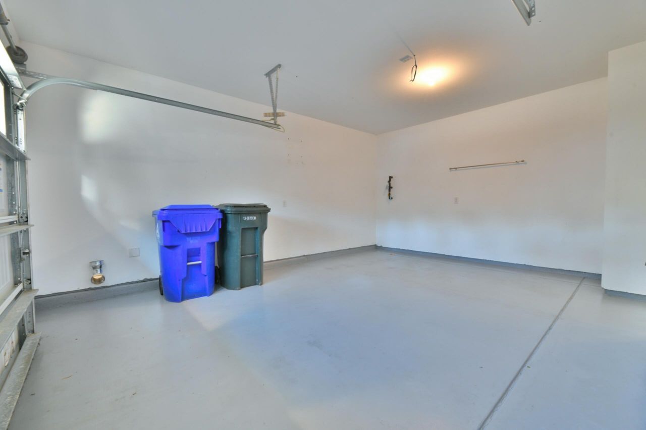 236 Larissa Drive Photo 37