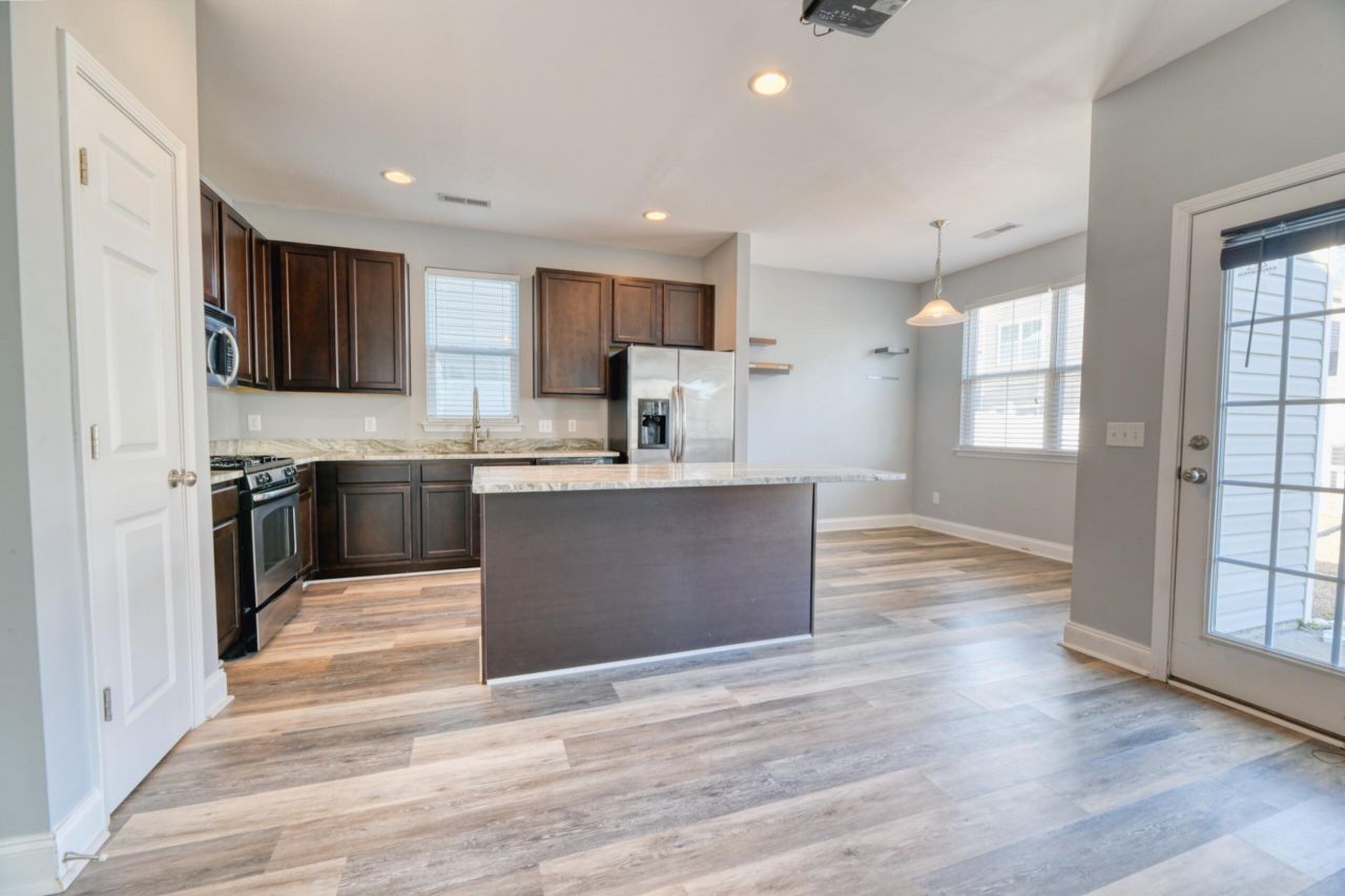 236 Larissa Drive Photo 9