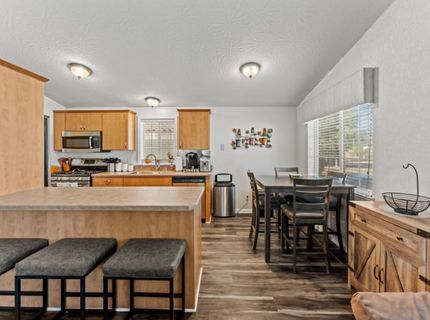 96 Monterey Ln, Folsom, CA 95630 Photo