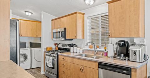 96 Monterey Ln, Folsom, CA 95630 Photo