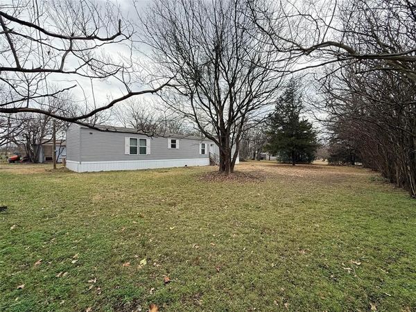 821 Quail Run, Seven Points, TX 75143