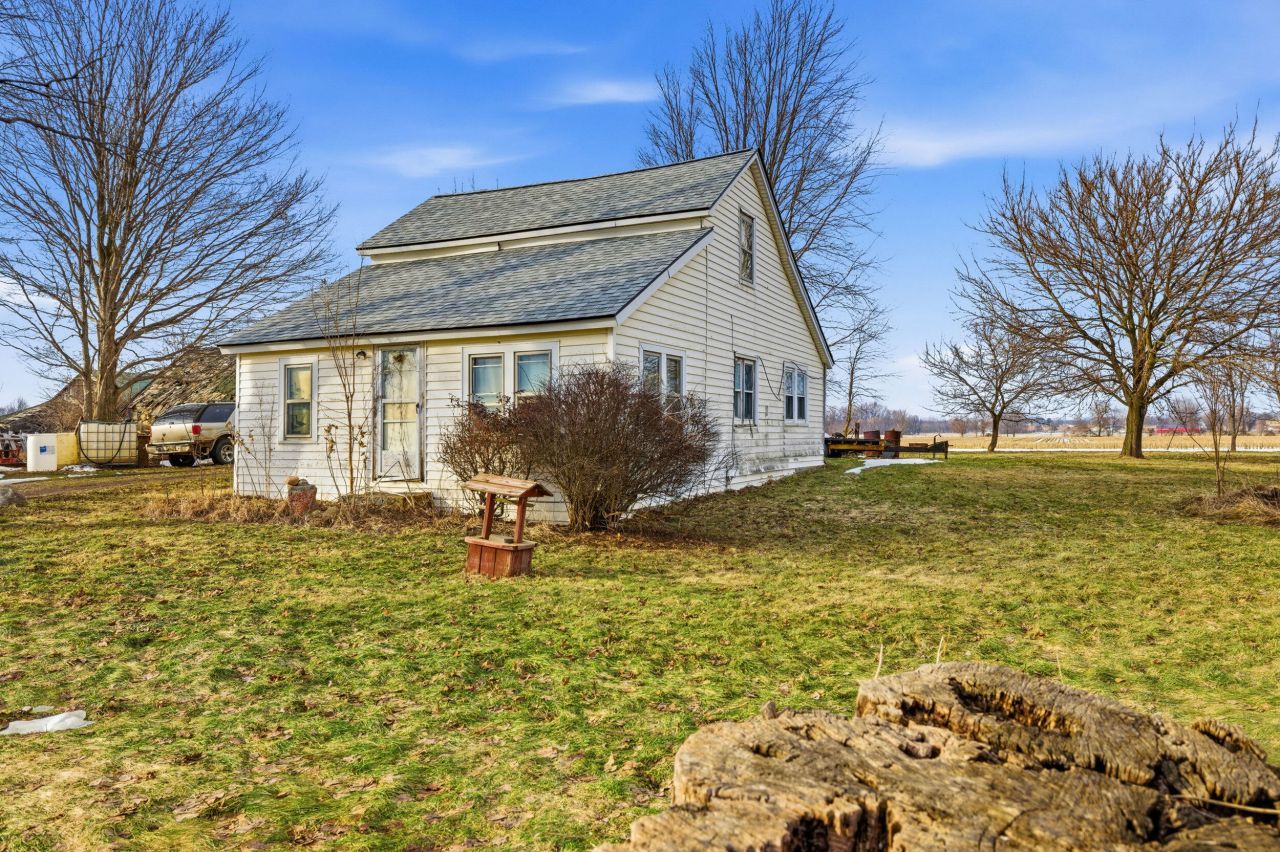 2217 126th Avenue, Hopkins, MI 49328 Main Photo