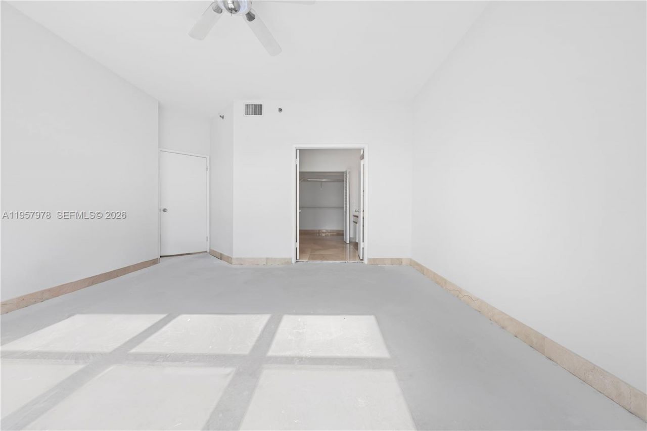 3600 Mystic Pointe Dr, Unit PH6, Aventura, FL 33180 Photo