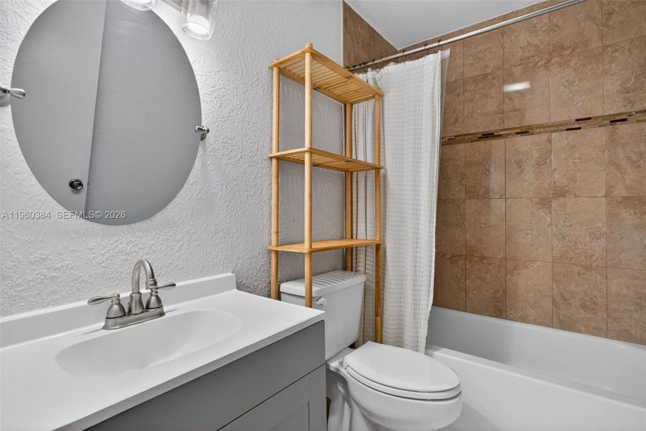 7708 Margate Blvd, Unit C5-5, Margate, FL 33063 Photo