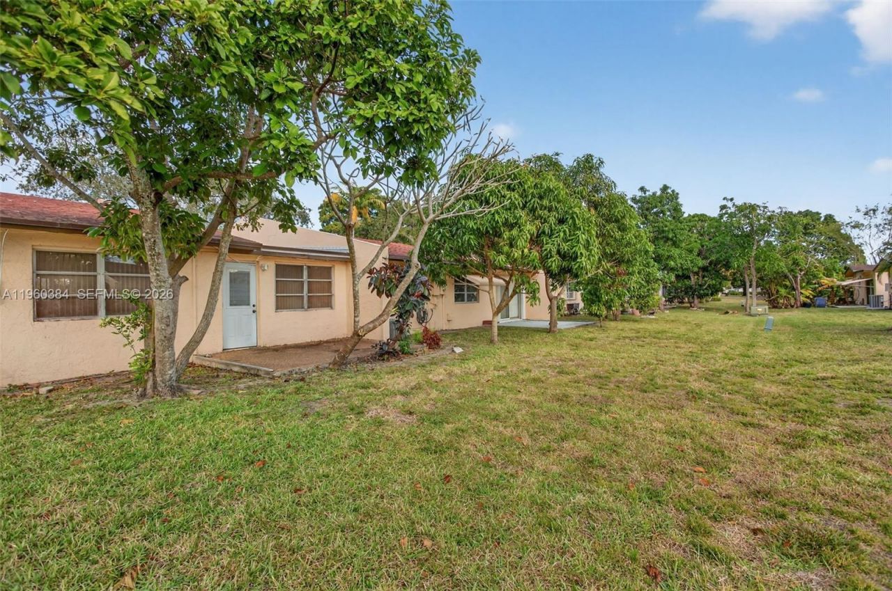 7708 Margate Blvd, Unit C5-5, Margate, FL 33063 Photo