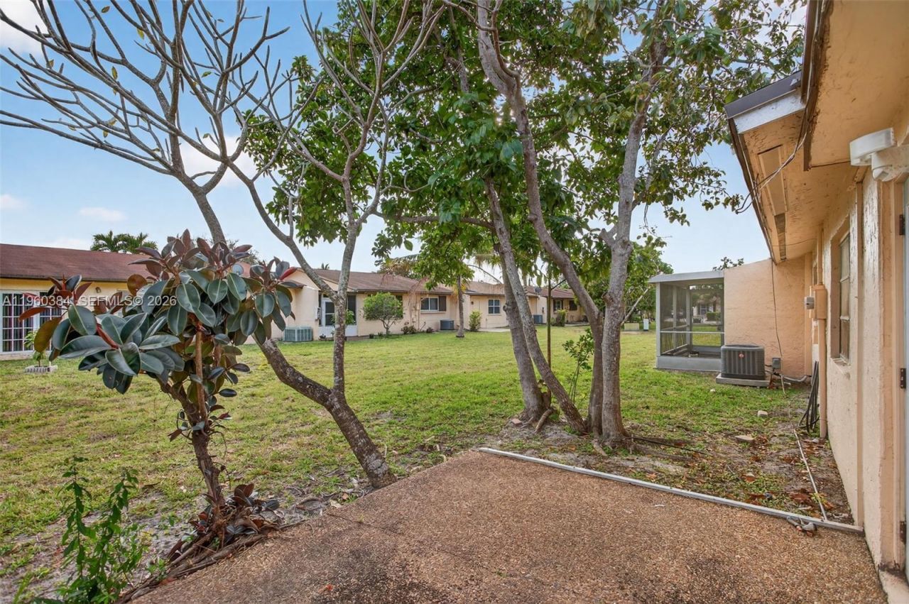 7708 Margate Blvd, Unit C5-5, Margate, FL 33063 Photo