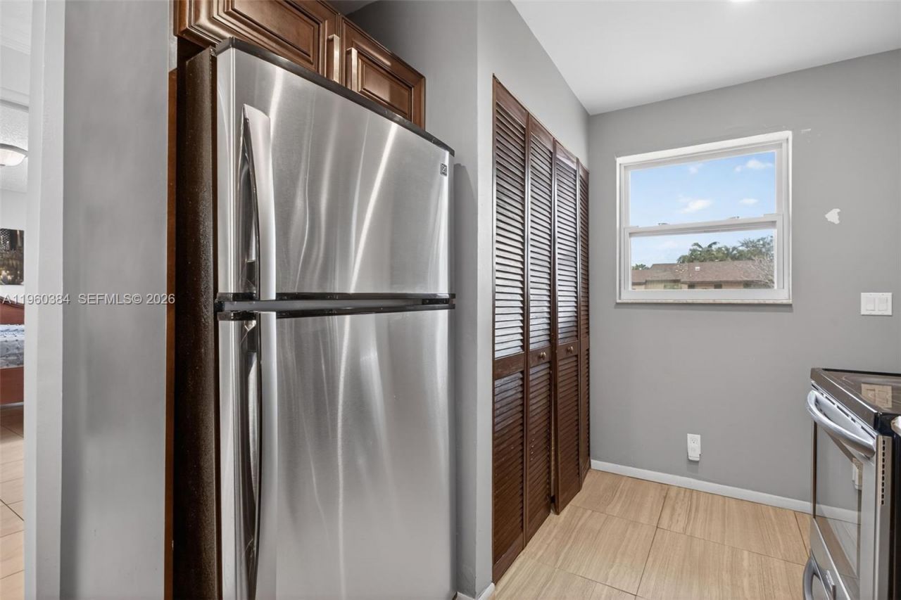 7708 Margate Blvd, Unit C5-5, Margate, FL 33063 Photo