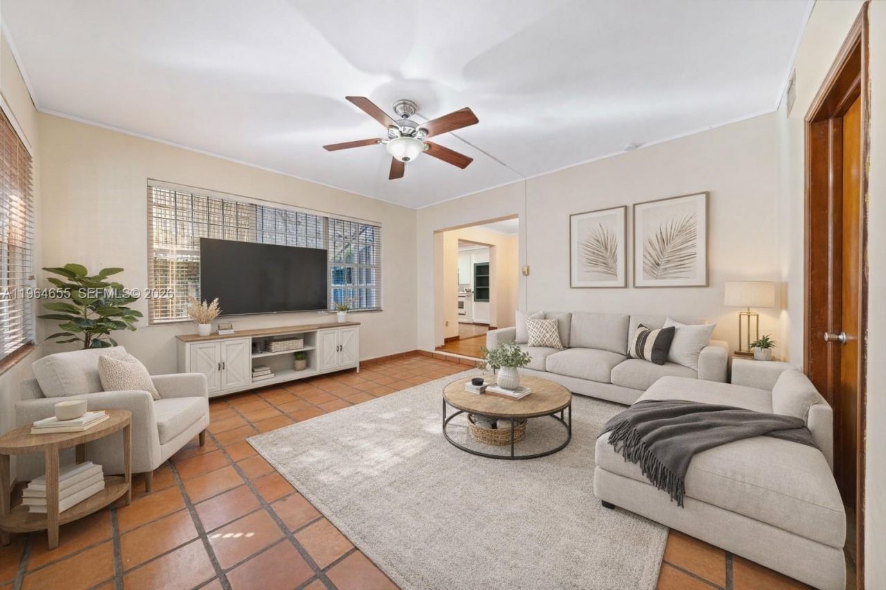 7110 SW 13th Ter, Miami, FL 33144 Photo