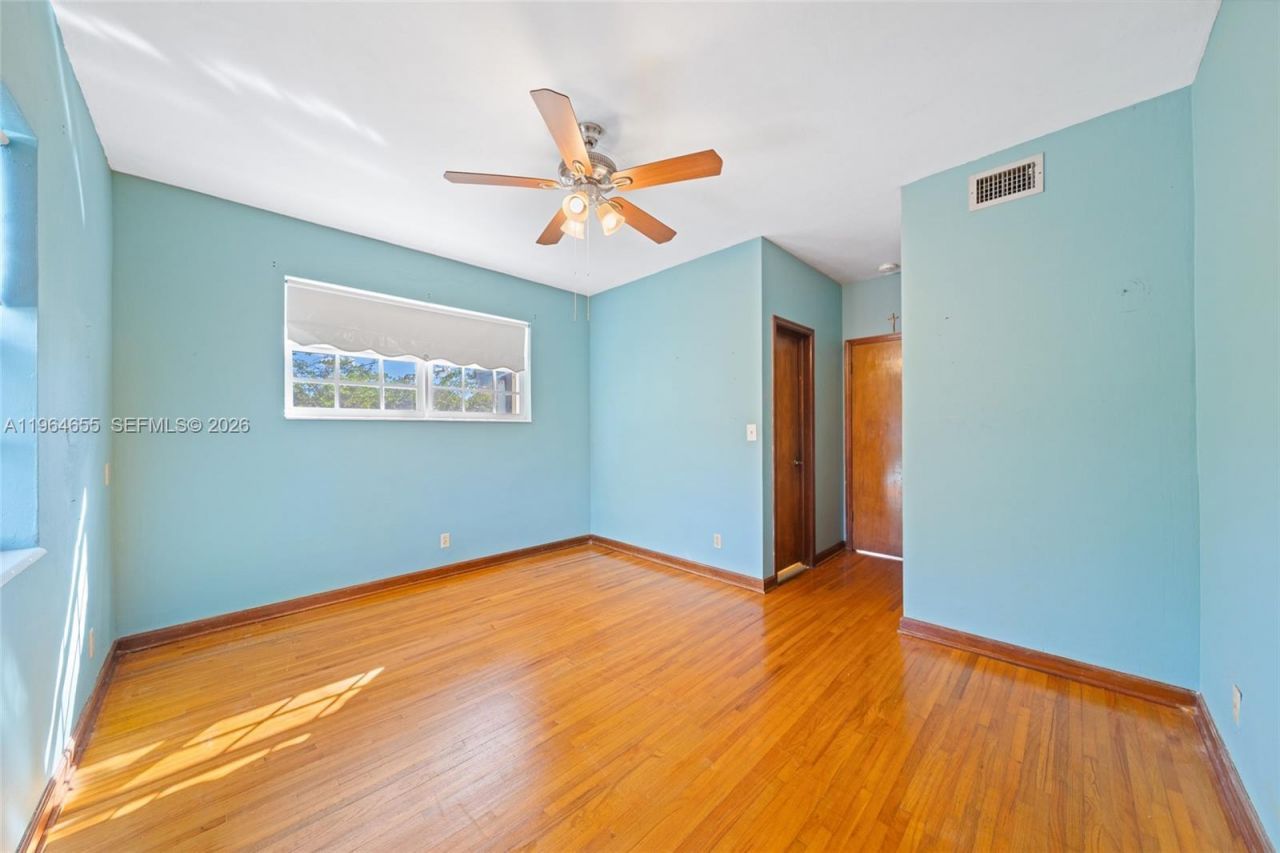 7110 SW 13th Ter, Miami, FL 33144 Photo