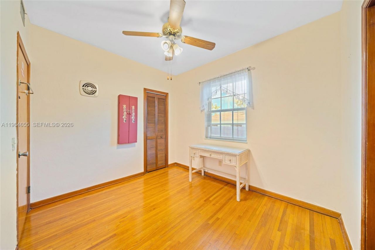 7110 SW 13th Ter, Miami, FL 33144 Photo